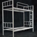Кровати с металлическими спинками различной конфигурации